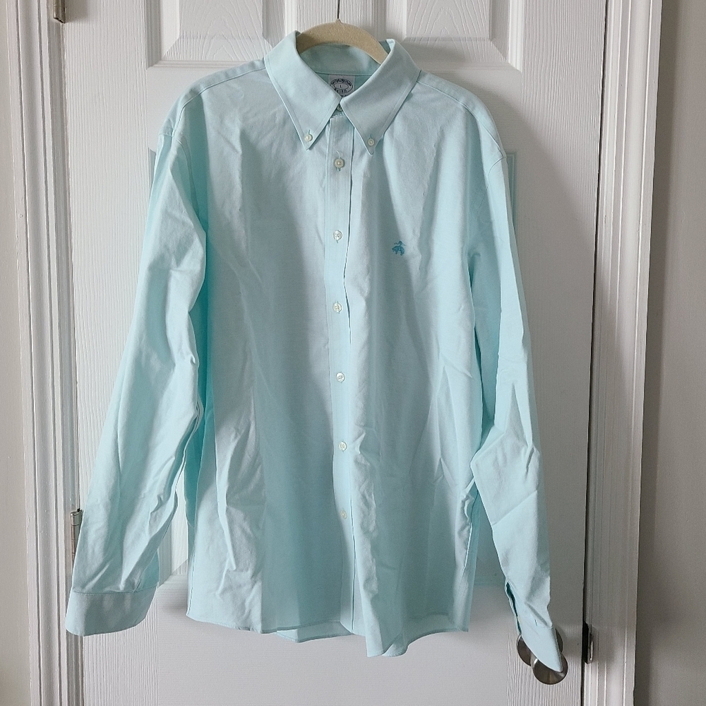 Brooks Brothers Regent Fit Button Down - Picture 1 of 5